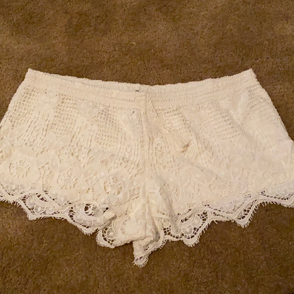 Express lace shorts NEVER WORN